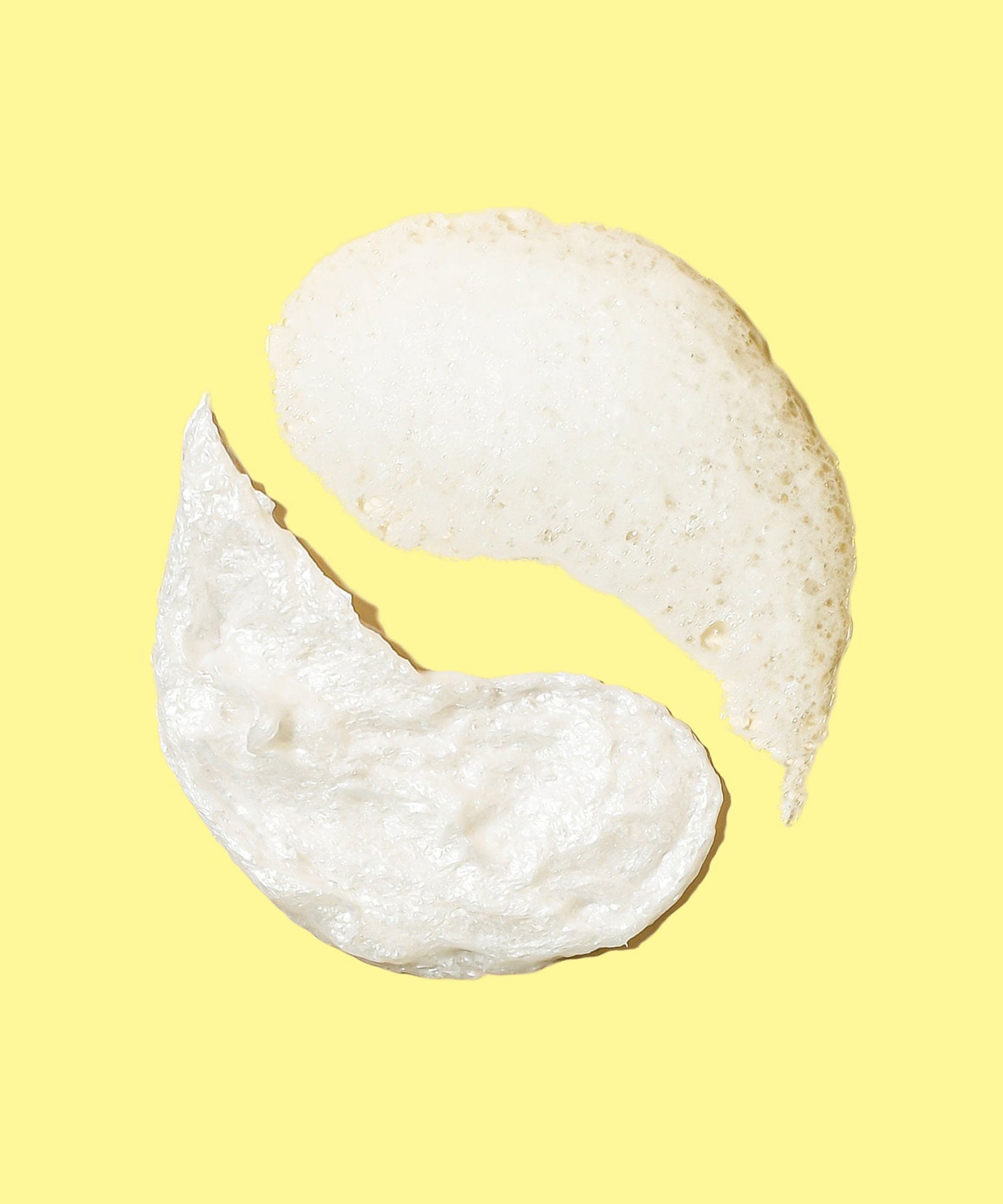 Close-up view of Sun Bum Daily Cleanser infused with soothing Ginseng, Green Coconut Water, and antioxidant-rich Banana, showcasing its creamy and lightweight texture.