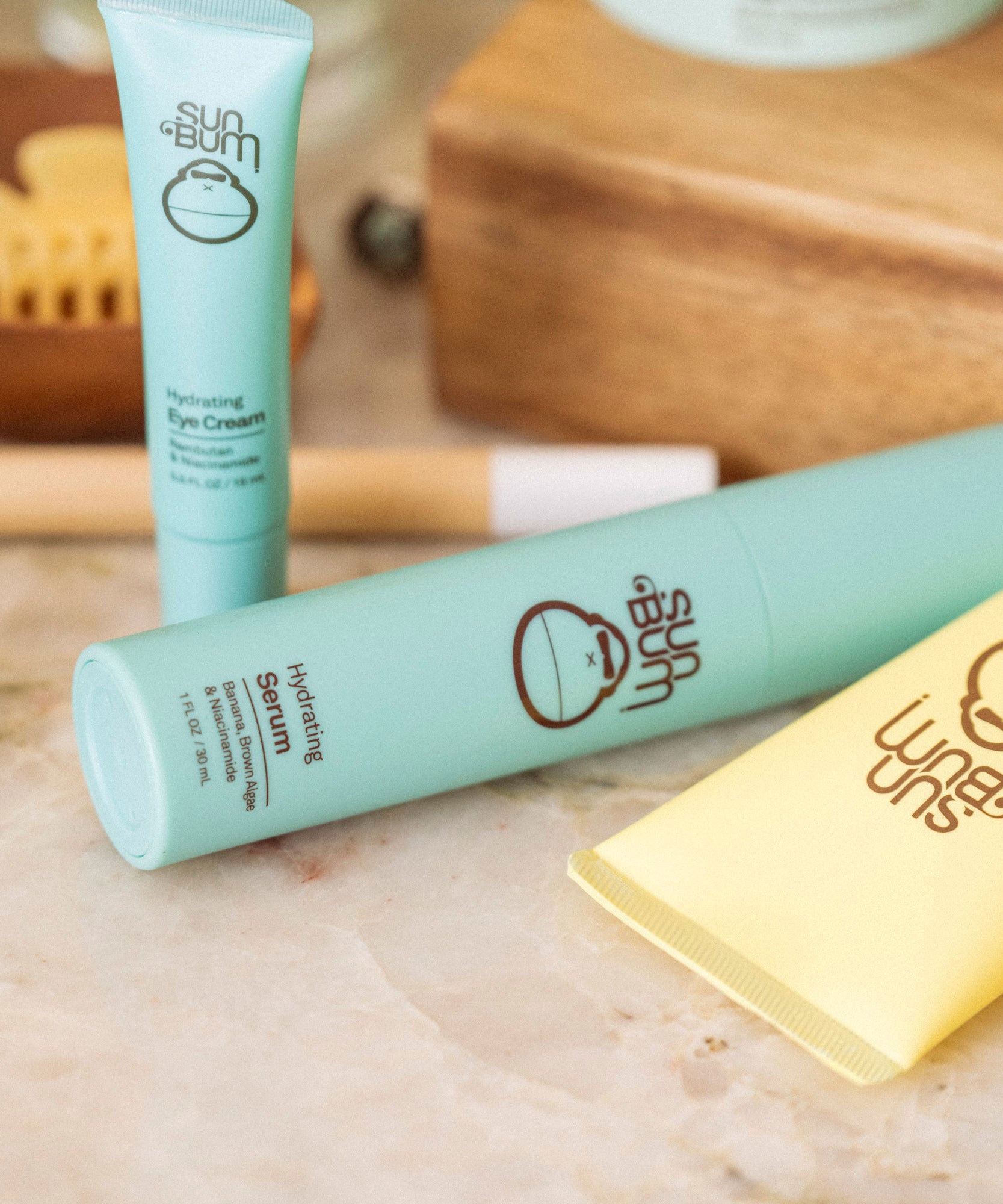 Hydrating Serum with Banana, Brown Algae, and Niacinamide for daily moisture and protection from Sun Bum