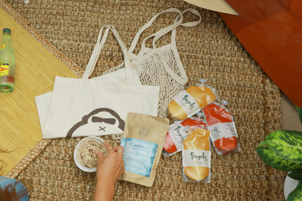 DIY~ HOW TO INDIGO DYE